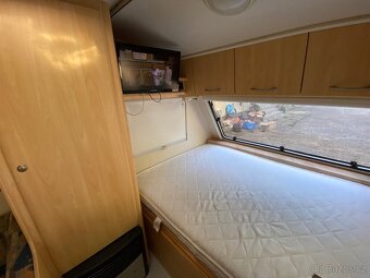 Obytný přívěs BEYERLAND 390D - 7