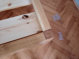 Manželská postel dub masiv - 7