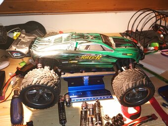 HSP Octane až 100km/h + hromada vybavení  - 7