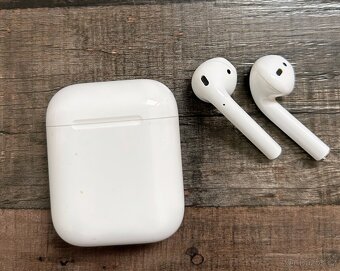 Apple Air Pods 2019 - 7