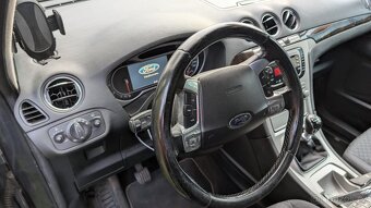 Ford Galaxy 2.0 TDC - 7