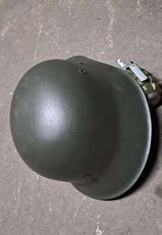 Německá helma M42 - 7