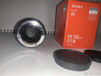 objektiv Sony FE 50 mm F1.8 - 7
