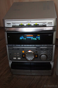 Hi fi věž Sony HCD RX D5 s dálkovým ovládáním - 7