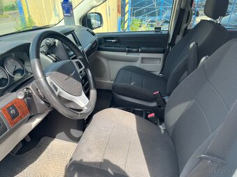 Chrysler Grand Voyager 2.8 CRDI, 7 sedaček, automat - 7