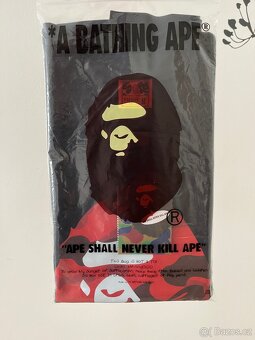 BAPE Color Camo Big Ape Head Tee Black/Red -M- - 7