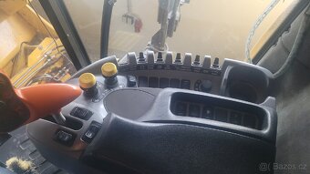 New Holland CX8080 Elevation - 7