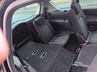 PRODÁM: FORD S-Max, 7 míst, 2.0 diesel, 103kW. - 7