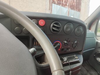 Iveco Daily 2.3hpi 100kw 2006 - 7