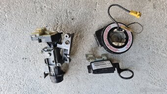 Jeep XJ 4.0 2,5 Díly - 7