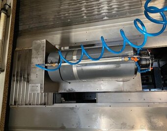 Obráběcí centrum (vertikální) AXA VHC3-XTS (4891) - 7