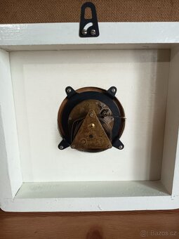 Nástěnné hodiny Prim - 7