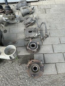 BMW E39 dily 540i 535i a ostatní - 7