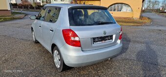 Škoda Fabia 1.4.16V 63Kw R.v 11/2010 - 7