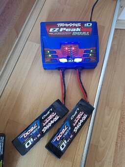 Traxxas summit 1:8 - 7