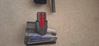 DYSON V15 DETEC ABSOLUTE - 7