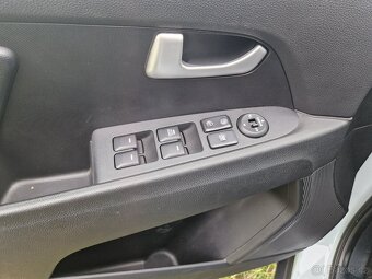 Kia Sportage 1.6 GDI 99 KW - 7