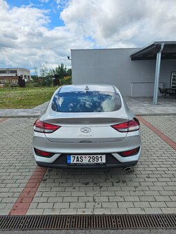 Hyundai i30 fastback 1.0 tgdi 88kw 2019 - 7