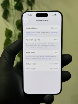 iPhone 15 Pro 256GB - 7