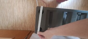 Držák na lahve plastovy - 7