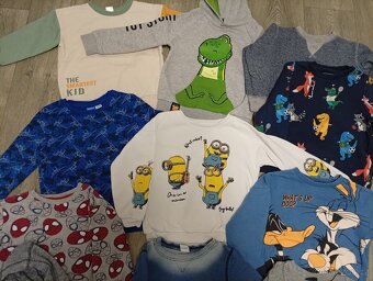 11x mikina vel. 104-110 - 7