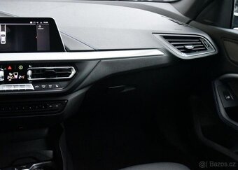 BMW Řada 2 218d M-SPORT 1M ČR4 - 7