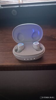 Sluchátka JBL Free ii - 7