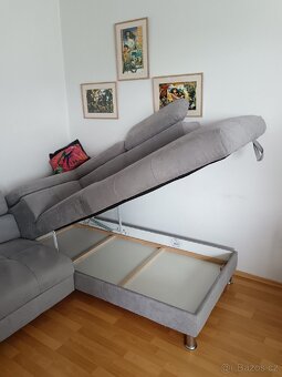 Prodám rohovou rozkládací pohovku s úložným prostorem - 7
