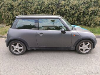 2003 MINI Cooper R50 1.6 85kW - celek na ND - 7