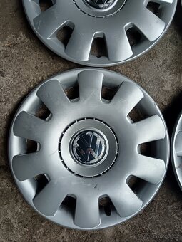 Originál poklice Volkswagen r 15 - 7