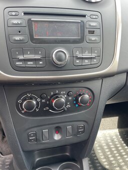 Dacia Sandero - 7