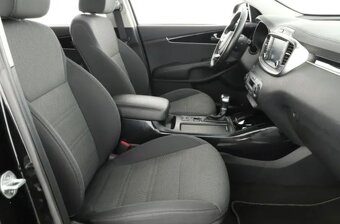 Kia Sorento 2.2 CRDi UM 2018 – 7-místné, Premium výbava - 7