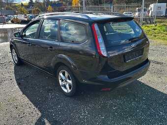 Ford Focus 1.6i 74kw, r.2010, 1.majitel, 131500km - 7