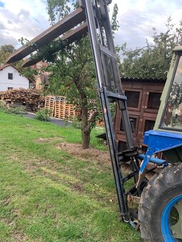 Prodám manipulační vidle za traktor. - 7