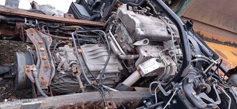Prodám Mitsubishi Canter Fuso na nahradní díly - 7