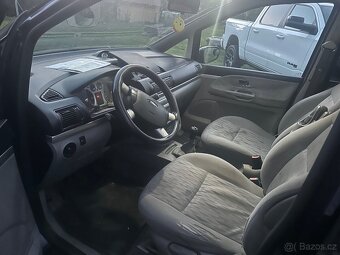 Ford Galaxy - 7