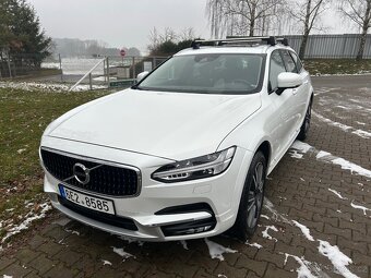 VOLVO V90 cross country s panoramatickou střechou - 7