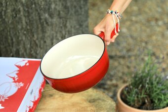Kuhn Rikon kastrol Litinový Swiss made - 7
