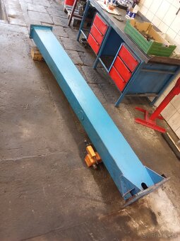 Dvousloupový zvedák 3,2T - 7