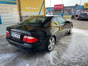 Mercedes benz CLK w208 - 7