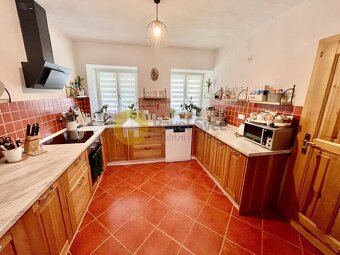 Pronájem části domu - 3+kk, 140 m2, terasa, polosamota - Rad - 7