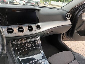 Mercedes-Benz Třídy E 2,0 220D 4MAT,ALLTERRAIN,ČR - 7
