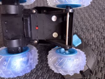 RC auto ATOMIC WHIRLWIND - 7