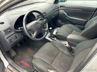 Toyota Avensis, 2.0 D-4D, 93 kW, dovoz - 7