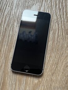 Apple iPhone SE 32GB Černý - 7