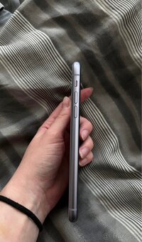 iPhone 11 64GB - 7