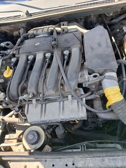 Renault Laguna 1.8 benzin - 7