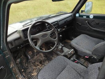 Lada Niva 1.7 4x4 - 7
