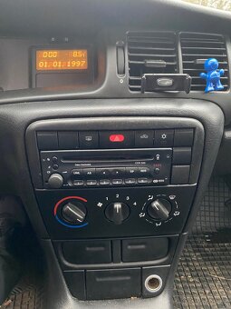 Opel Vectra 1.6 16V - 7