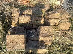 Prodám pískovec, kameny, bloky, schody, dlaždice, sloupky - 7